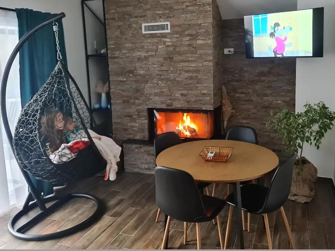 Montekarlo Na Drini Bed & Breakfast Mali Zvornik Exterior photo
